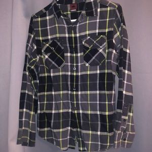 YOUTH XL Flannel. Black, Green, Grey.